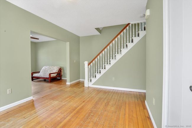 73 Foster St, Home with 6 bedrooms, 4 bathrooms and 6 parking in Manchester CT | Image 5