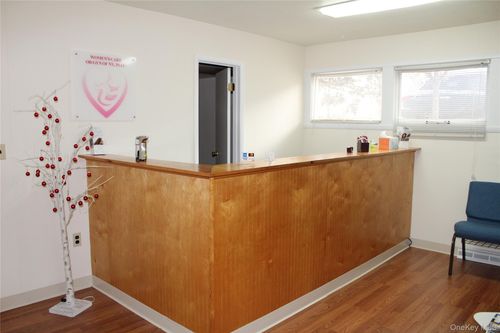1r-15 Moore Ave, Mount Kisco, NY, 10549-3124 | Card Image