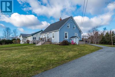 3382 Highway 332, House other with 3 bedrooms, 2 bathrooms and null parking in Rose Bay NS | Image 2