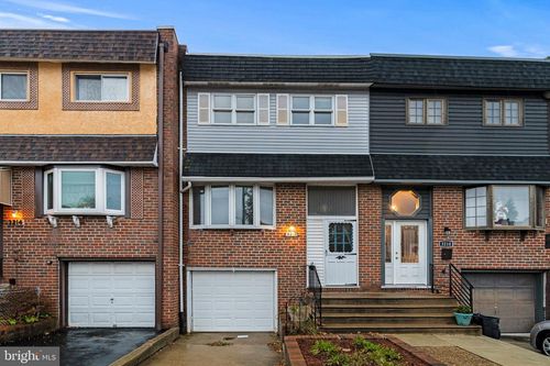 3212 Birch Rd, PHILADELPHIA, PA, 19154-1721 | Card Image