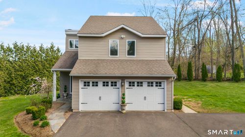 333 Brushy Plain Rd, Branford, CT, 06405-2326 | Card Image