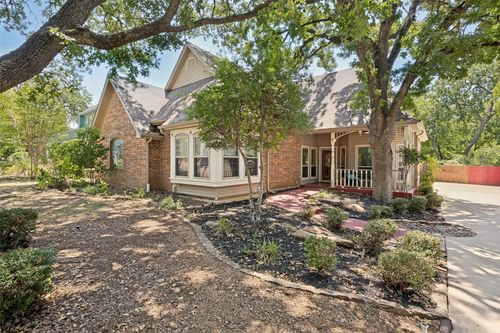 1925 Highland Park Cir, Denton, TX, 76205-6932 | Card Image