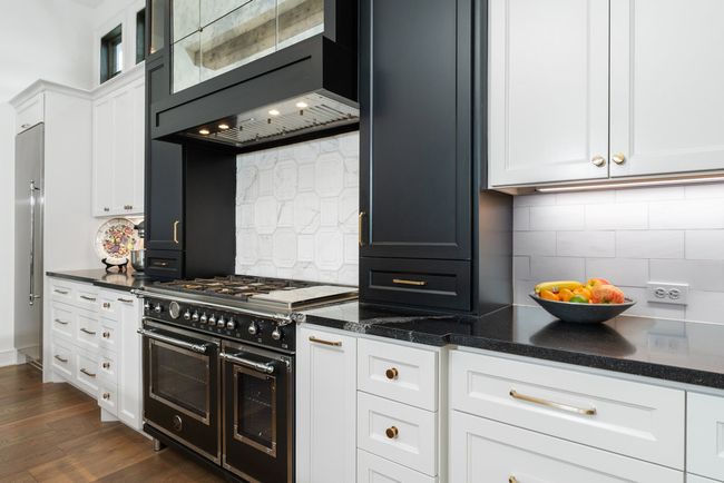 902 Cimarron Hills Trl W, House other with 4 bedrooms, 4 bathrooms and 3 parking in Georgetown TX | Image 11