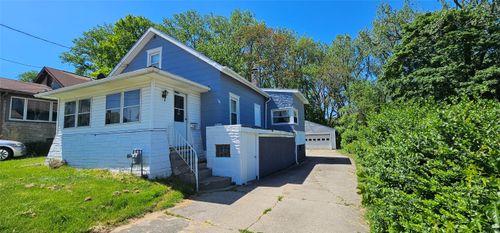1124 E 3rd St, Erie, PA, 16507-1902 | Card Image