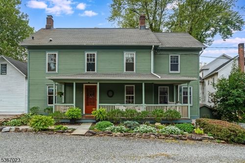 104 Mill St, Califon, NJ, 07830-4343 | Card Image