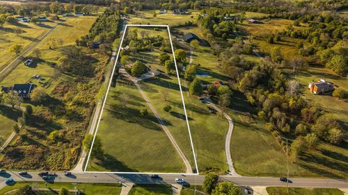 1745 Saundersville Rd, Hendersonville, TN, 37075-8554 | Card Image