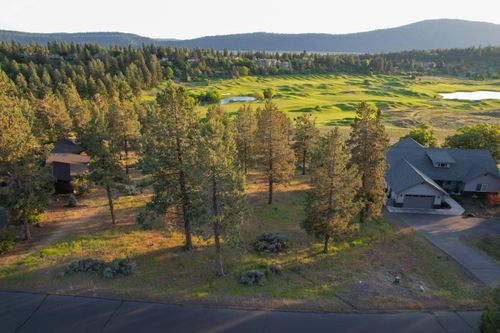 569 Kestrel Rd, Klamath Falls, OR, 97601 | Card Image