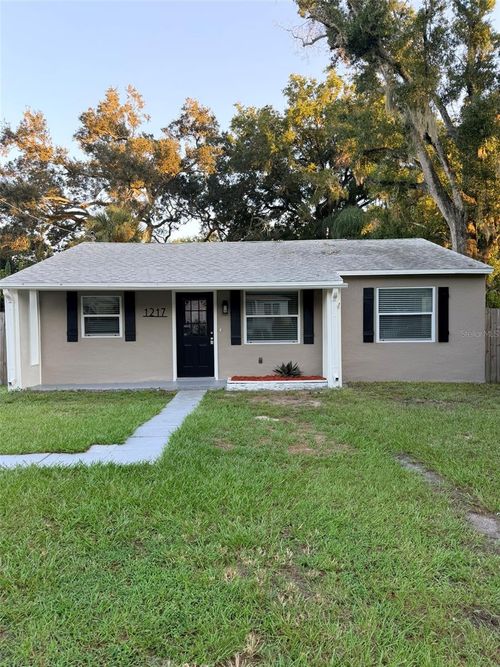 1217 E Norfolk St, TAMPA, FL, 33604-5029 | Card Image