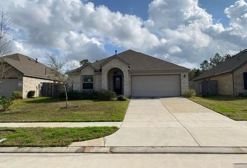 19115 Pinewood Grove Trl, New Caney, TX, 77357-2550 | Card Image