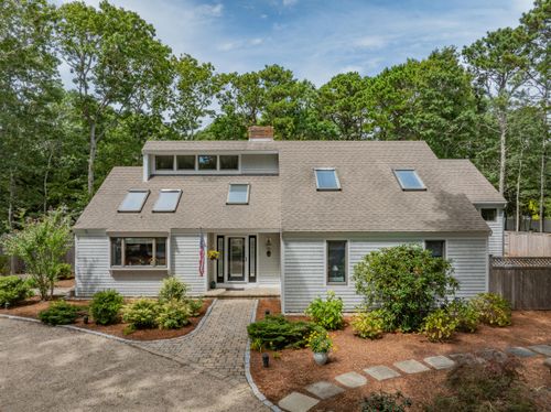 23 Topping Lift, Mashpee, MA, 02649-4025 | Card Image