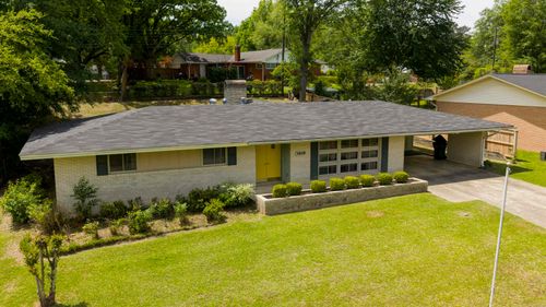 1609 W Cedar St, El Dorado, AR, 71730-5379 | Card Image