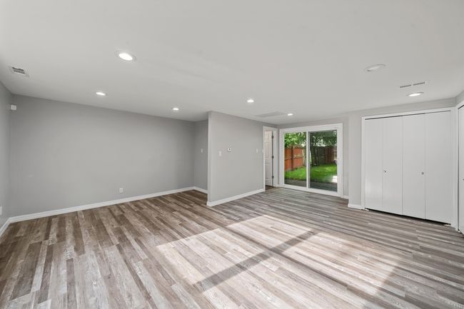 5615 Carlburt St, House other with 3 bedrooms, 3 bathrooms and null parking in West Bloomfield MI | Image 11