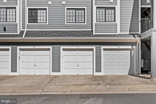 6000 Mersey Oaks Way, ALEXANDRIA, VA, 22315-4878 | Card Image