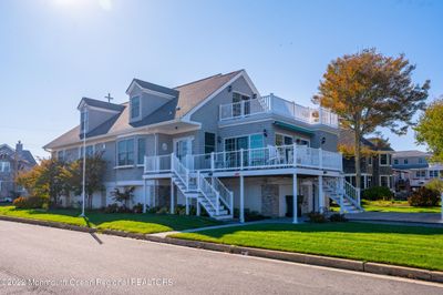 128 Park Avenue, House other with 5 bedrooms, 3 bathrooms and null parking in Bay Head NJ | Image 2