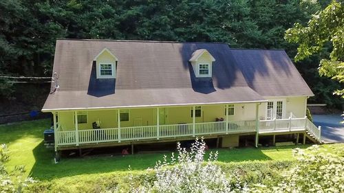 312 Wade Hollow Rd, Raven, VA, 24639 | Card Image