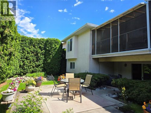 2524 Quail Lane, Kelowna, BC, V1V1Z9 | Card Image