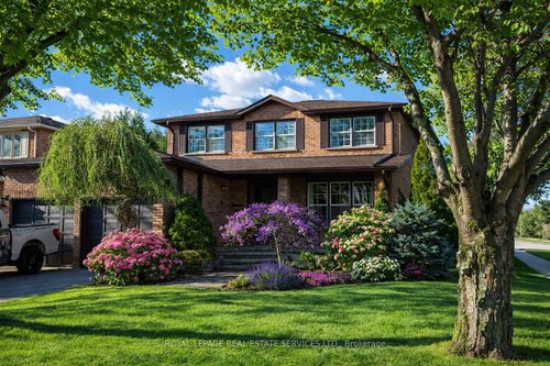 1224 Tilcroft Gate, Oakville, ON, L6M2H8 | Card Image