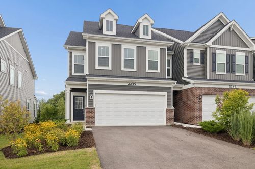 2245 Horseshoe Cir, Naperville, IL, 60564-1055 | Card Image