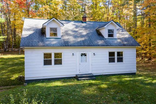 33 Town Line Rd, Mendon, VT, 05701-9710 | Card Image