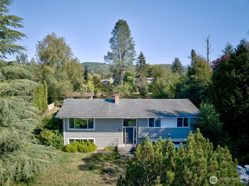 14 Crista Vista Dr, Cathlamet, WA, 98612-9505 | Card Image