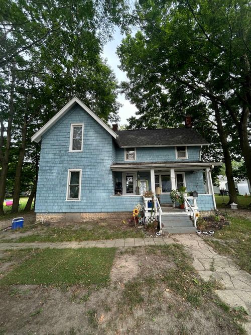 110 N Grover Ave, Alma, MI, 48801-2512 | Card Image