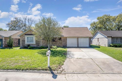 1603 E Baker Rd, Baytown, TX, 77521-2517 | Card Image