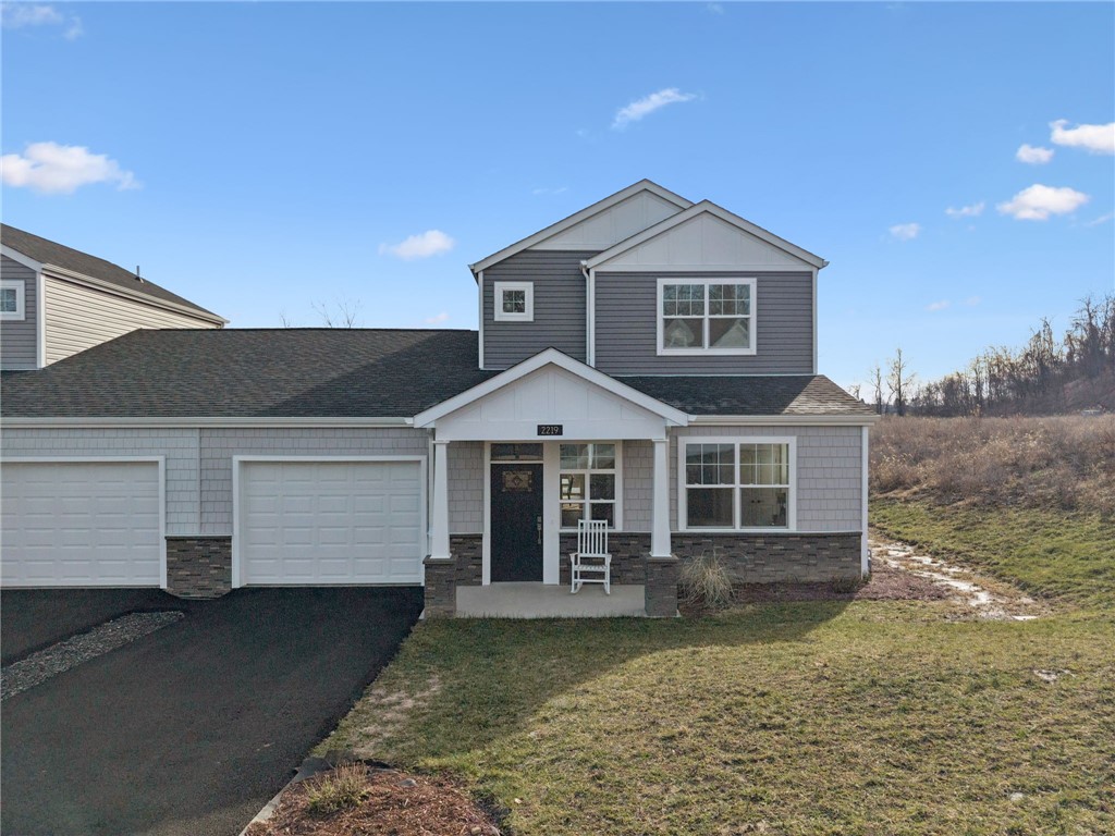 Residential in Elizabeth Twp/Boro