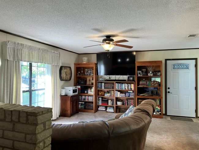 203 Webb Ave, House other with 3 bedrooms, 2 bathrooms and 2 parking in Teague TX | Image 5