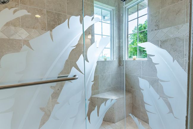 Cornered Shower | Image 27