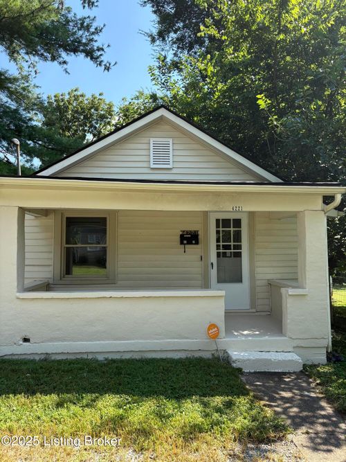4221 Clark St, Louisville, KY, 40213-1823 | Card Image