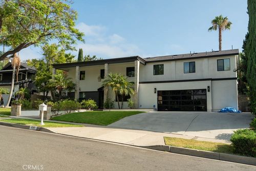 a-2217 Loma Verde Dr, Fullerton, CA, 92833-1750 | Card Image