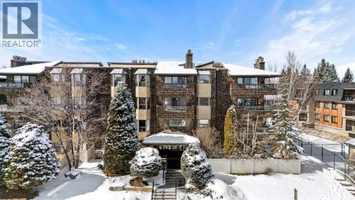 3719 49 St Nw, Calgary, AB, T3A2E3 | Card Image