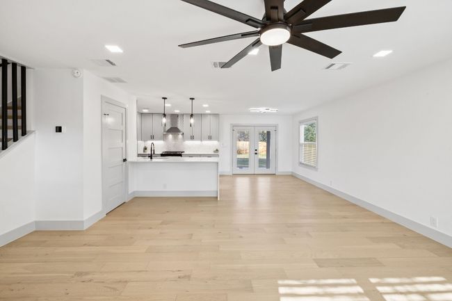 Another view of the large living room. | Image 9