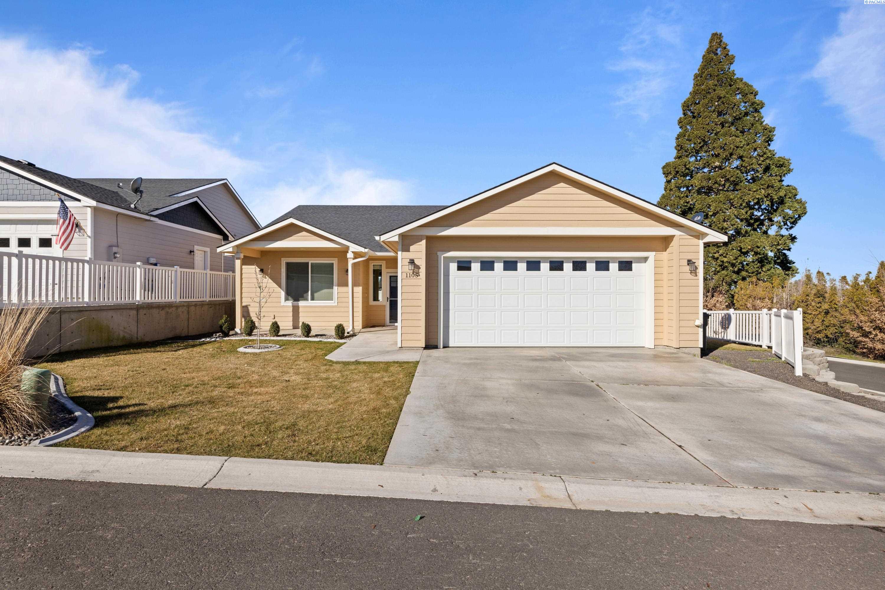 Rhone Ln, Prosser, WA 99350