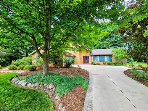 30020 Sequoia Trail, Westlake, OH, 44145 | Card Image