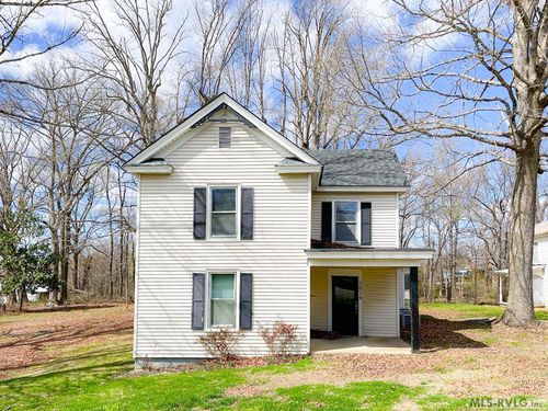 1016 Court St, Victoria, VA, 23974-9476 | Card Image