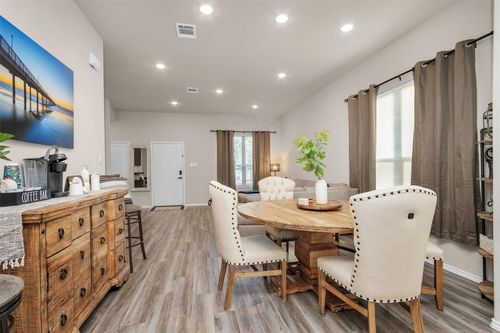 710 Crystal River Rd, Montgomery, TX, 77316-7564 | Card Image