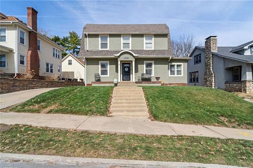 2709 Felix St, Saint Joseph, MO, 64501-3244 | Card Image