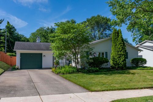 1936 Piedmont Way, South Bend, IN, 46614-2237 | Card Image