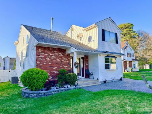 6 Amara Ct, Old Bridge, NJ, 08857-3600 | Card Image