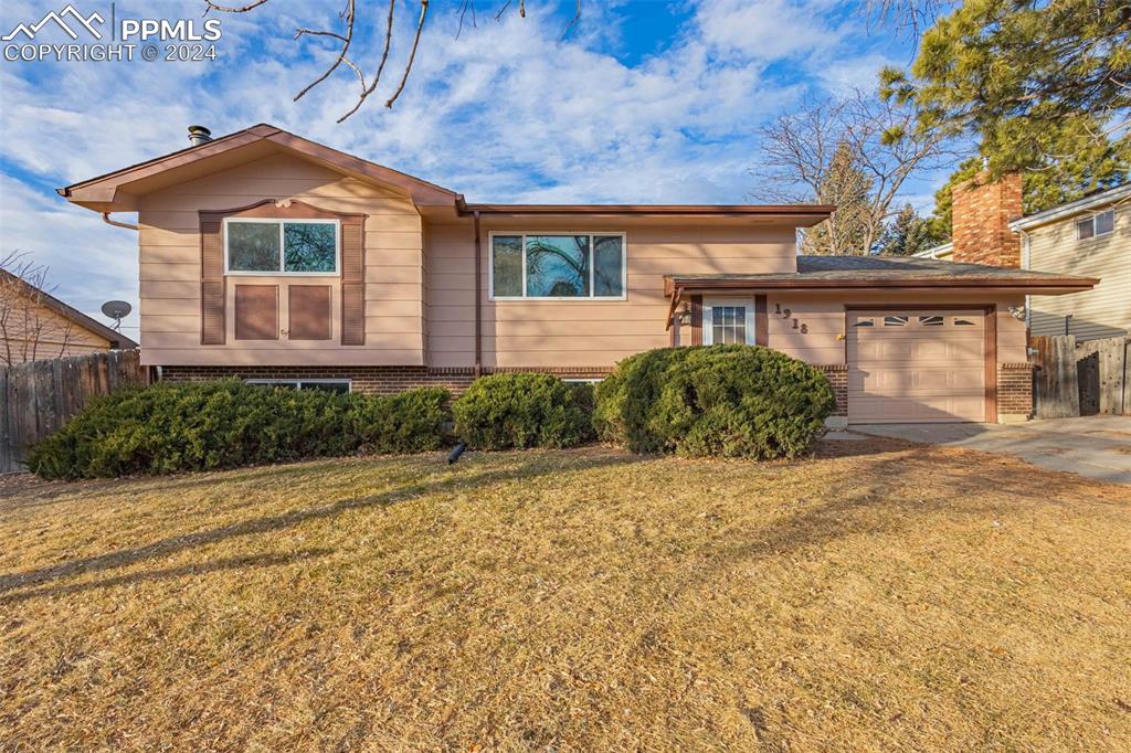 Montezuma Dr, Colorado Springs, CO 80910