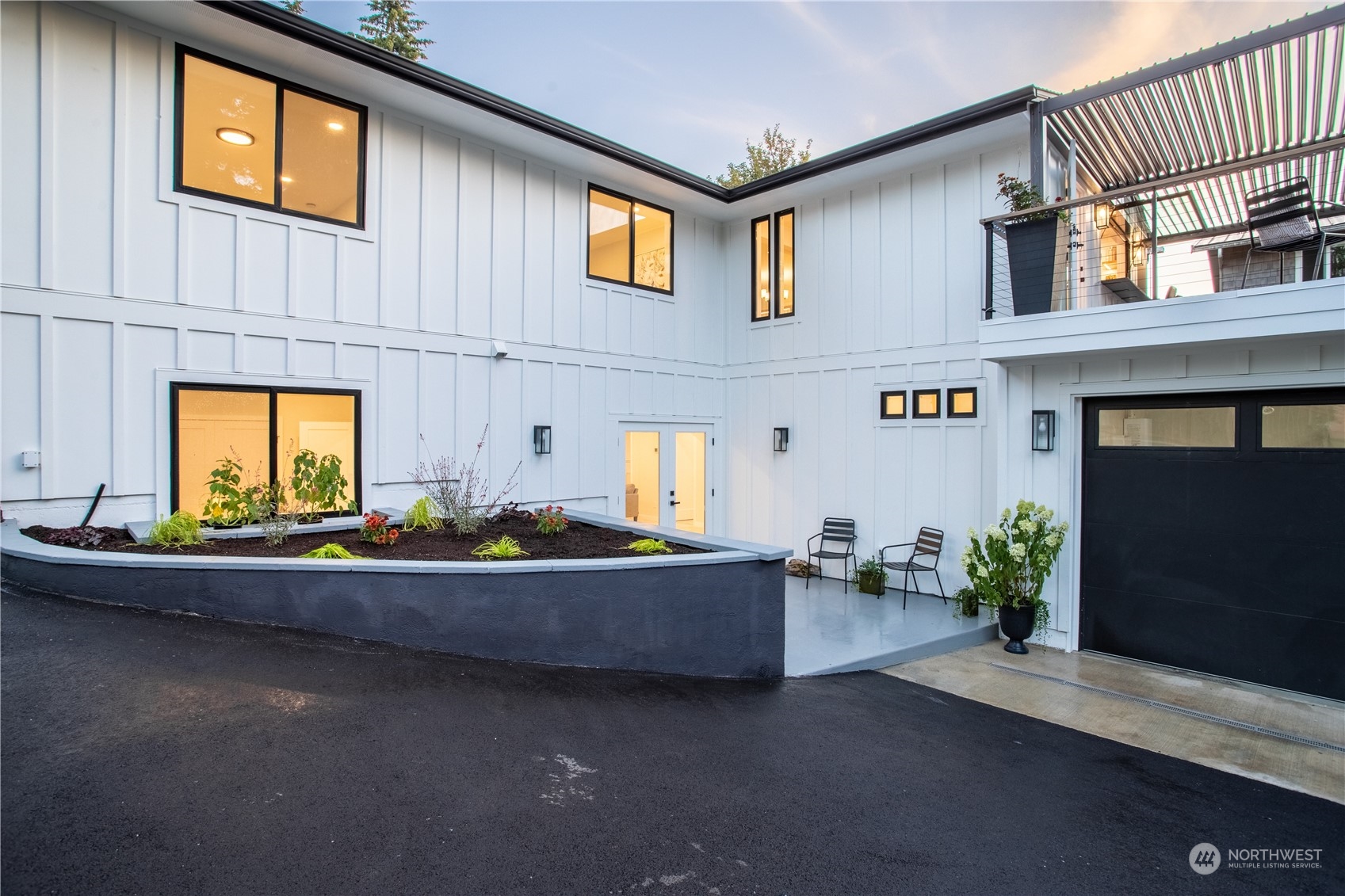 158th St, Kenmore, WA 98028