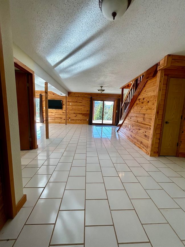 27301 Simunek Court Road, House other with 4 bedrooms, 3 bathrooms and null parking in Hot Springs SD | Image 25