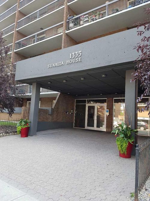 811-1335 12 Ave Sw, Calgary, AB, T3C3P7 | Card Image