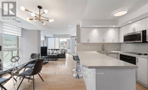 515-140 Simcoe St, Toronto, ON, M5H4E9 | Card Image