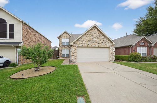 933 Highgate Dr, Lewisville, TX, 75067-6147 | Card Image
