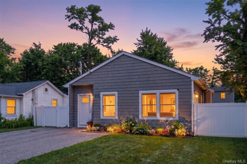 20 Cedar Rd E, Mastic Beach, NY, 11951-5117 | Card Image