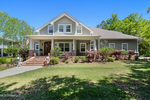 3100 Eagle Point Rd, Ocean Springs, MS, 39564-7304 | Card Image