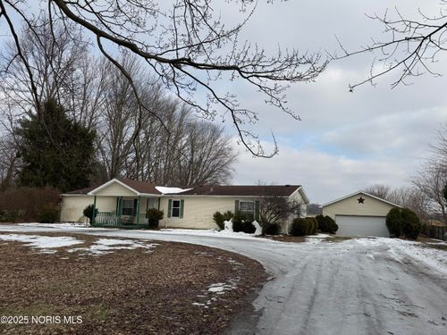 762 State Route 109, Liberty Center, OH, 43532-9718 | Card Image