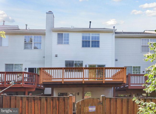 2441 Wheat Meadow Cir, Townhouse with 3 bedrooms, 4 bathrooms and null parking in HERNDON VA | Image 31